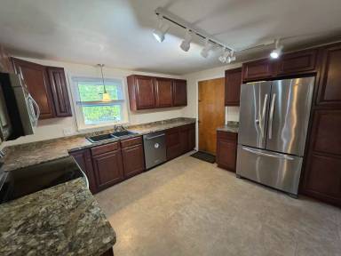 Main picture of 264 Harvest Dr