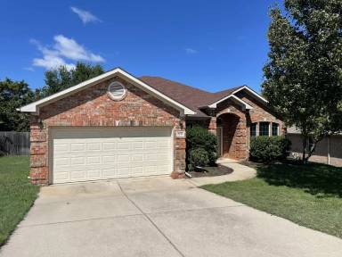 Main picture of 2222 Creek Side Dr