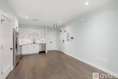 Main picture of 54 Auburn St