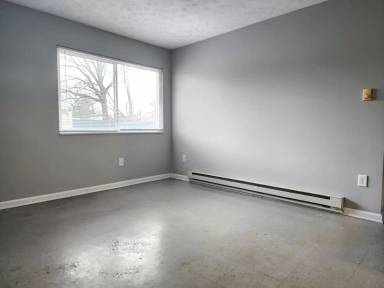 Main picture of 1784 Lisle Ave
