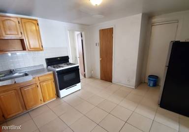 Main picture of 105 Fulton Ave