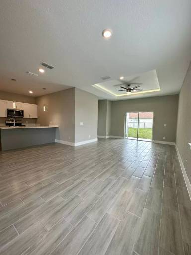 Main picture of 547 Albatross Dr