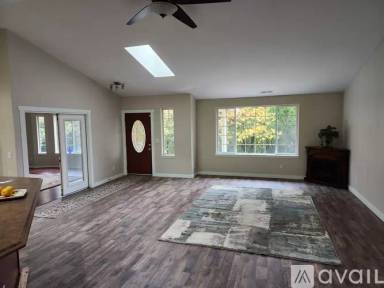 Main picture of 203 Archie Ave W