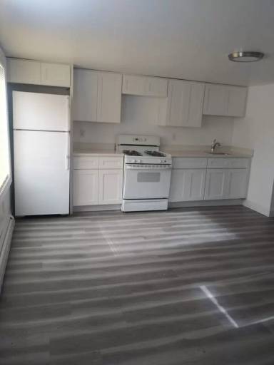 Main picture of 40 Summer St