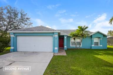 Main picture of 56 Cordona Dr