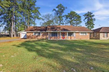 Main picture of 7640 Laurie Ln