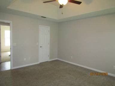 Main picture of 1980 Redhawk Dr