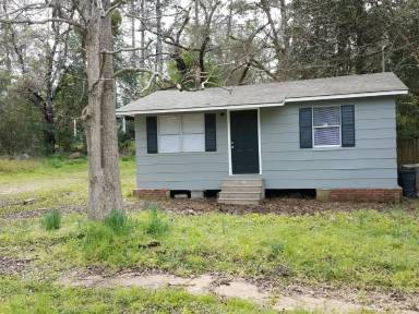 Main picture of 620 Avenue B