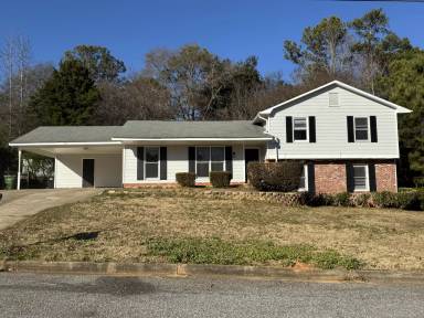 Main picture of 917 S Ridge Dr