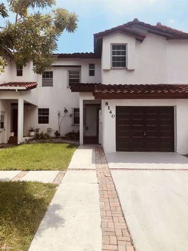 Main picture of 8140 SW 208th Ter