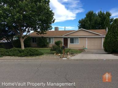 Main picture of 5801 Plaza Dr