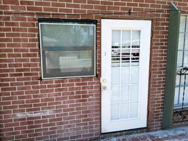 Main picture of 401 Colonia Ln E