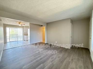 Main picture of 1420 N Craycroft Rd