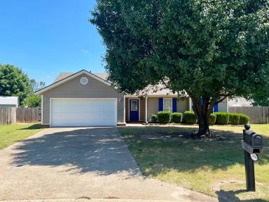 Main picture of 2404 Whitecliff Cv