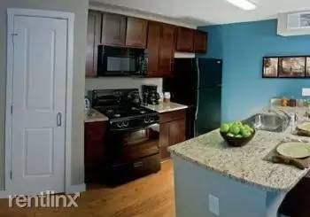 Main picture of 14671 Marketplace Dr