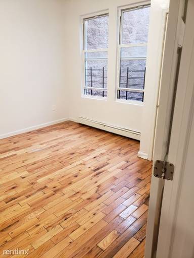 Main picture of 850 Morris Park Ave