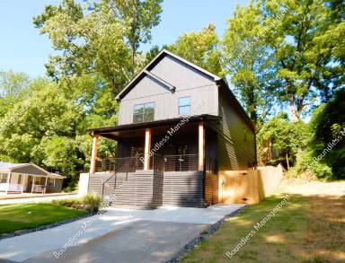 Main picture of 1065 Hubbard St SW