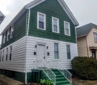 Main picture of 1027 S 26th St