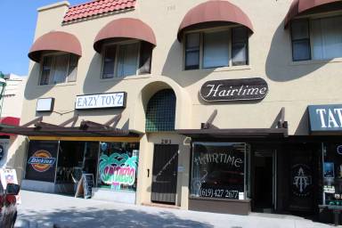 Main picture of 293 1/2 3rd Ave