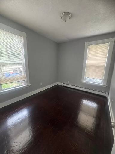 Main picture of 22 Carmel St