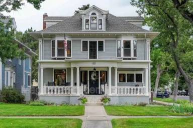Main picture of 1532 N Nevada Ave