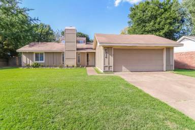 Main picture of 7914 Terry Franklin Dr