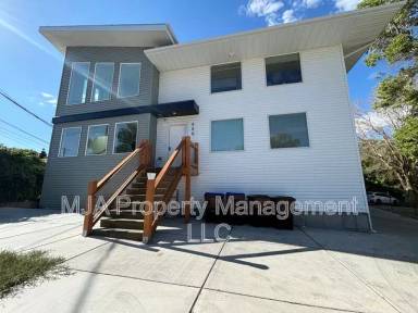 Main picture of 500 E Fort Union Blvd