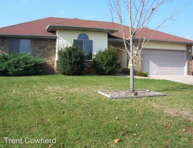 Main picture of 3519 S Leawood Ave