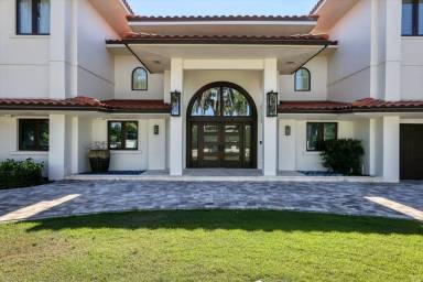 Main picture of 110 N Warbler Ln