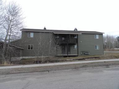 Main picture of 4 Hoffman Dr