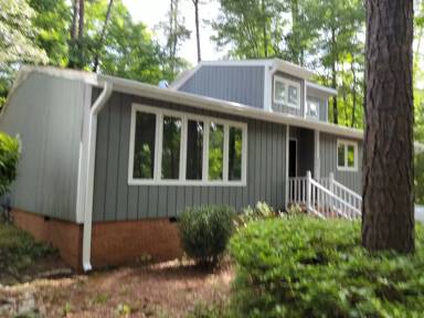 Main picture of 1811 Irish Blvd