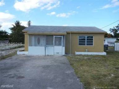 Main picture of 2427 Garfield St