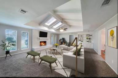 Main picture of 2612 Grandview Dr