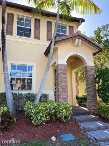 Main picture of 9125 SW 227th St