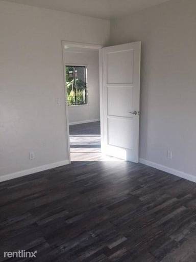Main picture of 411 1/2 N Eastwood Ave