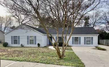 Main picture of 13010 Coys Dr SE