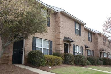 Main picture of 1090 Barnett Shoals Rd
