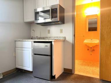 Main picture of 183 Jewett Pkwy