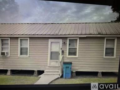 Main picture of 1403 Weber St
