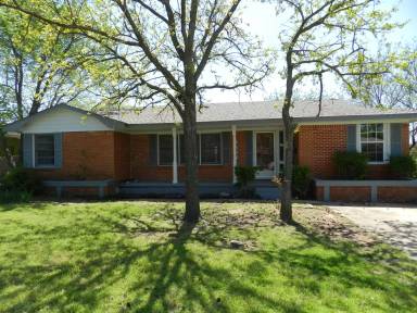 Main picture of 3802 NW Dearborn Ave