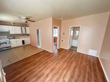 Main picture of 1700 E Hill St
