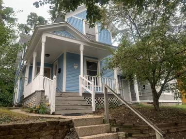 Main picture of 643 Lafayette Ave NE