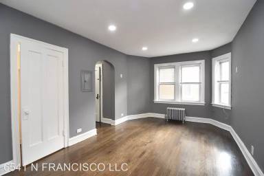 Main picture of 6543 N Francisco Ave