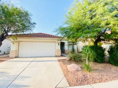 Main picture of 7812 Silver Plateau Ave