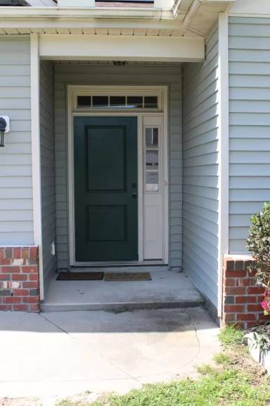Main picture of 107 Olde Mill Creek Dr