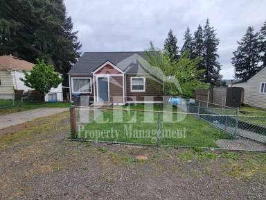 Main picture of 1212 Evans Ave W