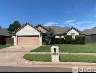 Main picture of 17629 Gold Dr