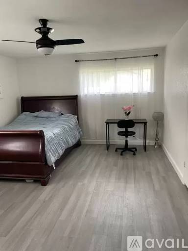 Main picture of 1840 Pilgrim Dr