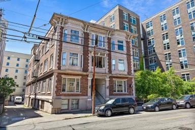Main picture of 115 Bellevue Ave E