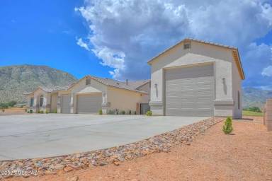Main picture of 6321 E Red Oak Cir